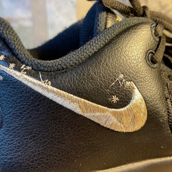 Men’s Nike Kyrie fly trap, Black and Gold, size 8 main image 8